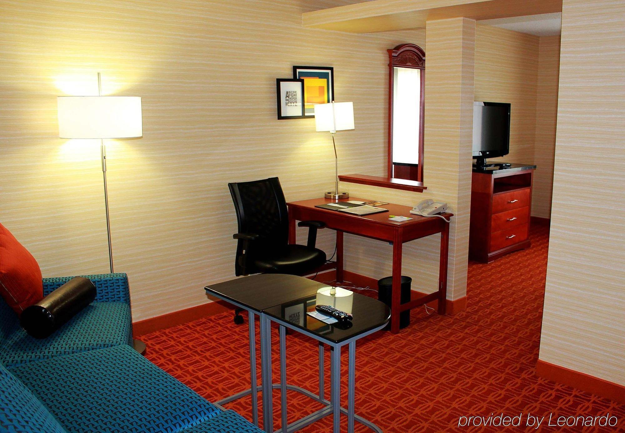Fairfield Inn & Suites Detroit Farmington Hills Exteriör bild