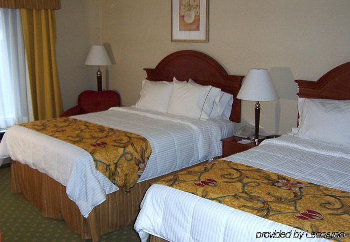 Fairfield Inn & Suites Detroit Farmington Hills Rum bild